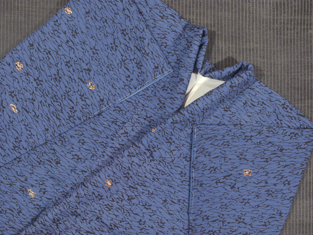 帯のアトリエ 花邑 hanamura 銀座 「青藍色地 小花文様 型染め 小紋