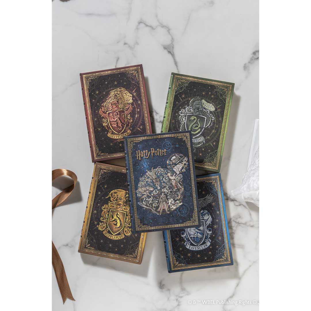 グリフィンドール ノート 罫線 ミディ | ハリー・ポッター マホウドコロ