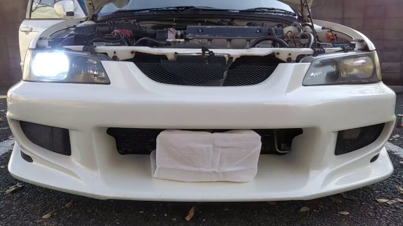 アコードワゴン（CH9）のヘッドライトバルブ交換でやらかしてしまう