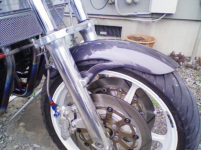 カーボンフロントフェンダー｜HCZ.JP ゼファー1100 カスタム カワサキ