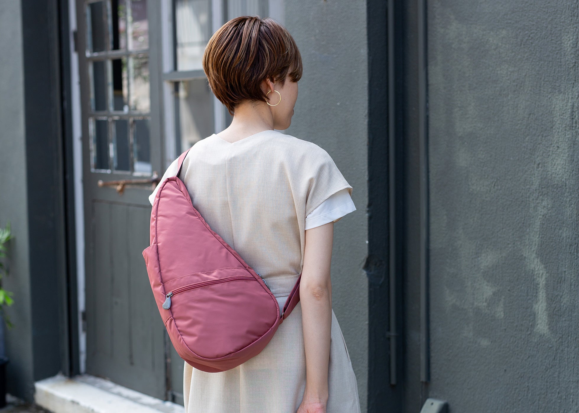 ヘルシーバックバッグ リサイクルナイロン Sサイズ シナモン - 軽量