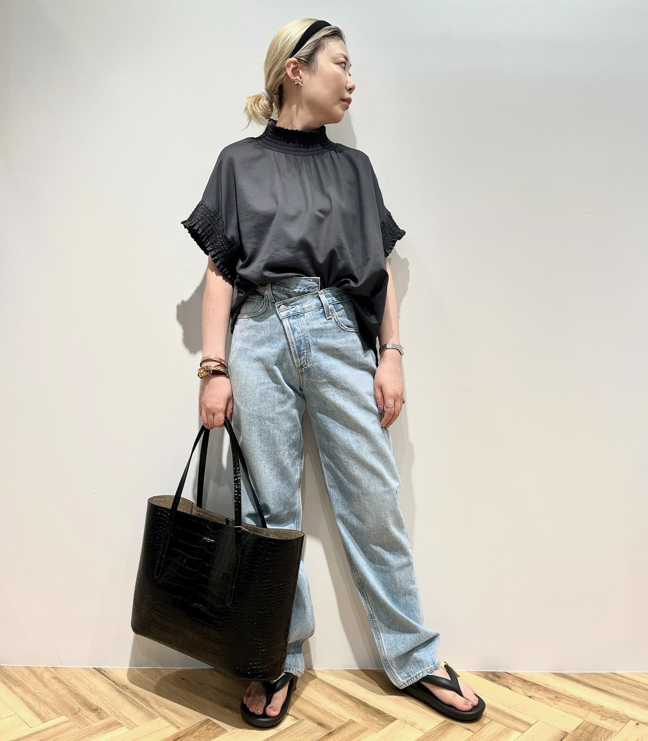 CRISS CROSS｜AGOLDE｜HÉLIOPÔLE（エリオポール）公式オンラインストア