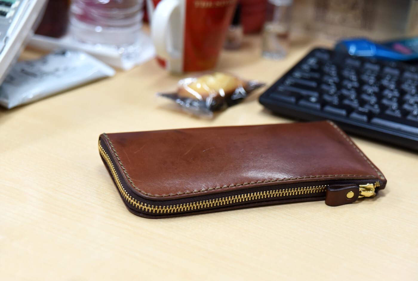 ヘルツ事務スタッフ：藤村愛用「L字ファスナー長財布」｜革鞄・革小物