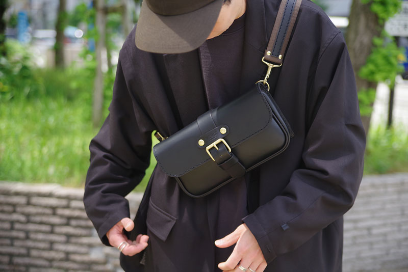 ボディバッグ初心者のスタッフが本気で使いたいものを選びます！｜革鞄