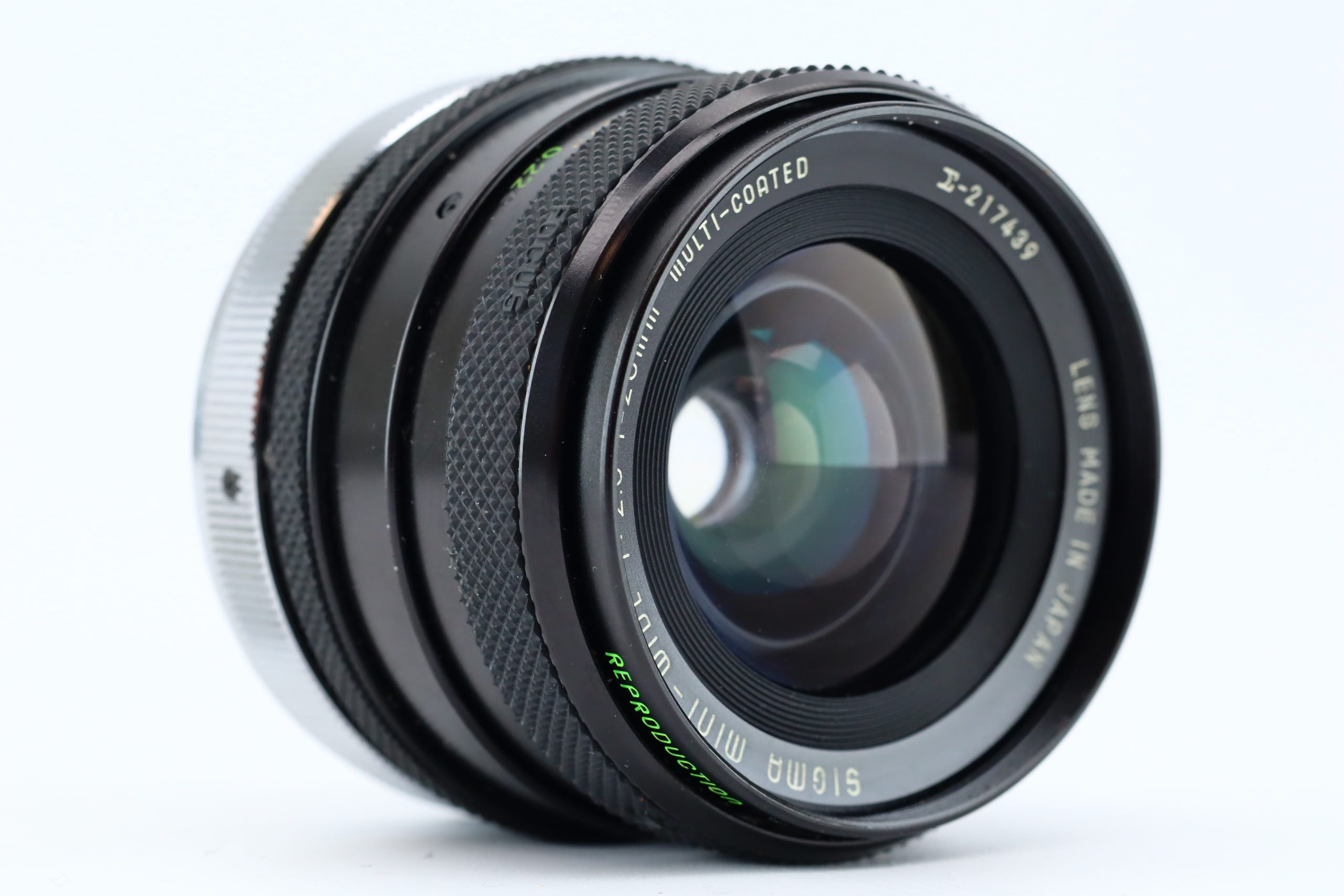 Sigma Mini-Wide 1:2,8 f=28mm Multi-Coated – Hard to Find Camera Store