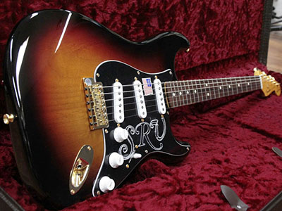 Fender USA Stevie Ray Vaughan (SRV)Stratocaster 3TS 中古｜ギター