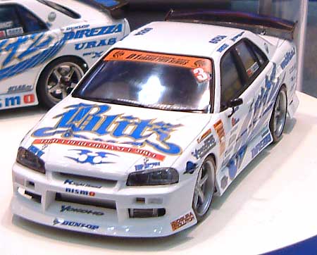 アオシマ ブリッツ ER34 スカイライン 4Dr 2004年モデル 1/24 D1