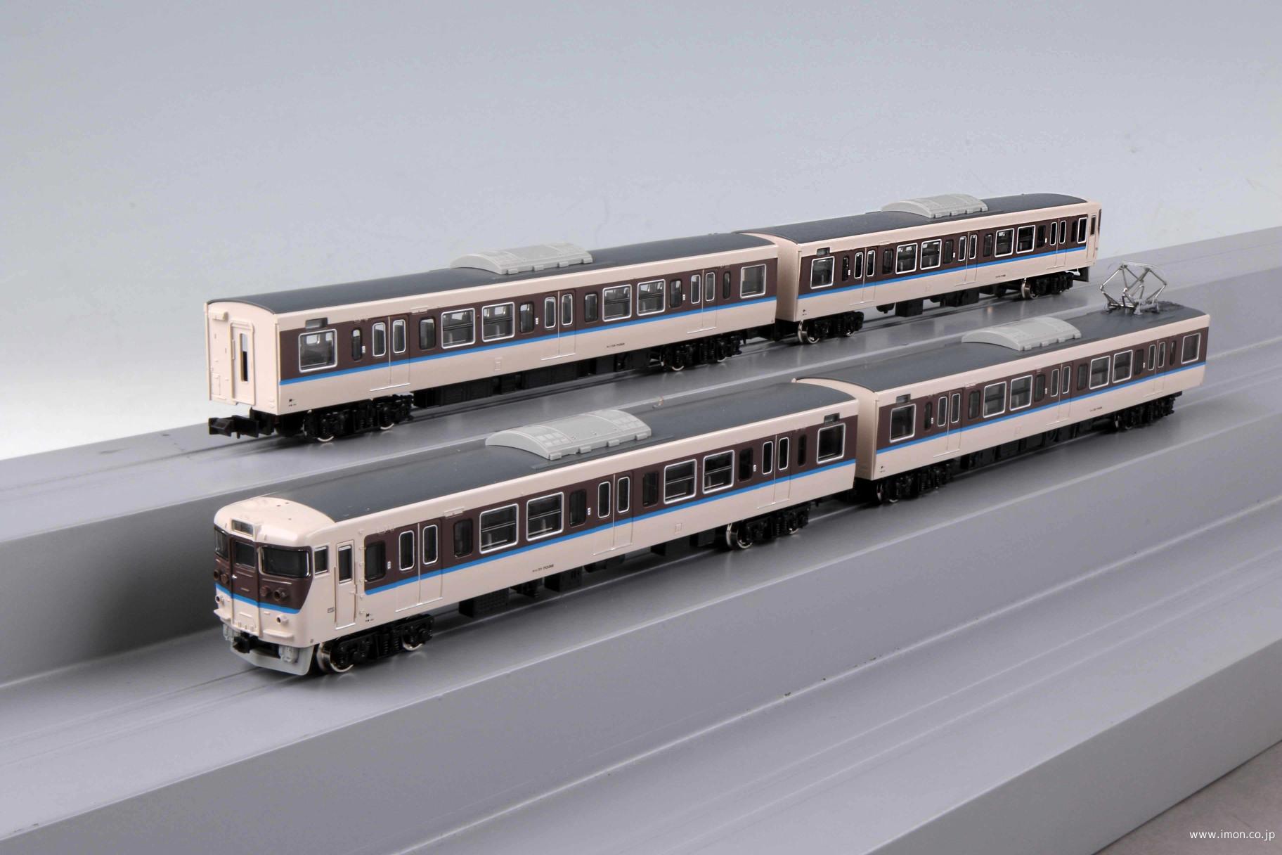 113系7000 40N体質改善車・ホシF1編成・灰色スカート増結