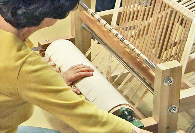 稲垣機料⊕（ぷらす）手織り道具のレンタル作業スペース