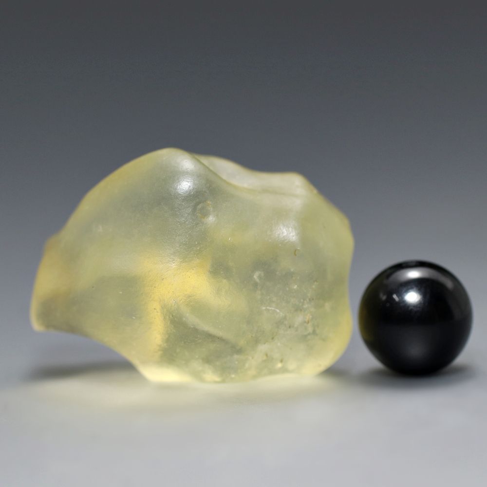 トップクォリティ]天然リビアングラス原石（11.2g） - 埼玉県吉川市の