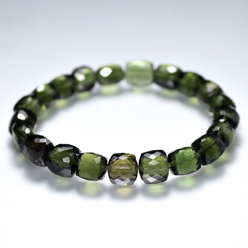 高品質++]天然モルダバイトブレスレット/タンブルカットビーズ（約6.2