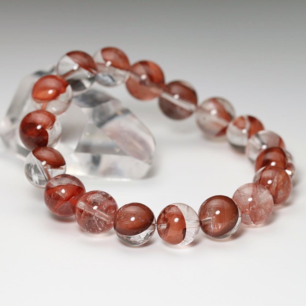 高品質]マニカラン産ヒマラヤ水晶ブレスレット（約12mm玉/ライモナイト