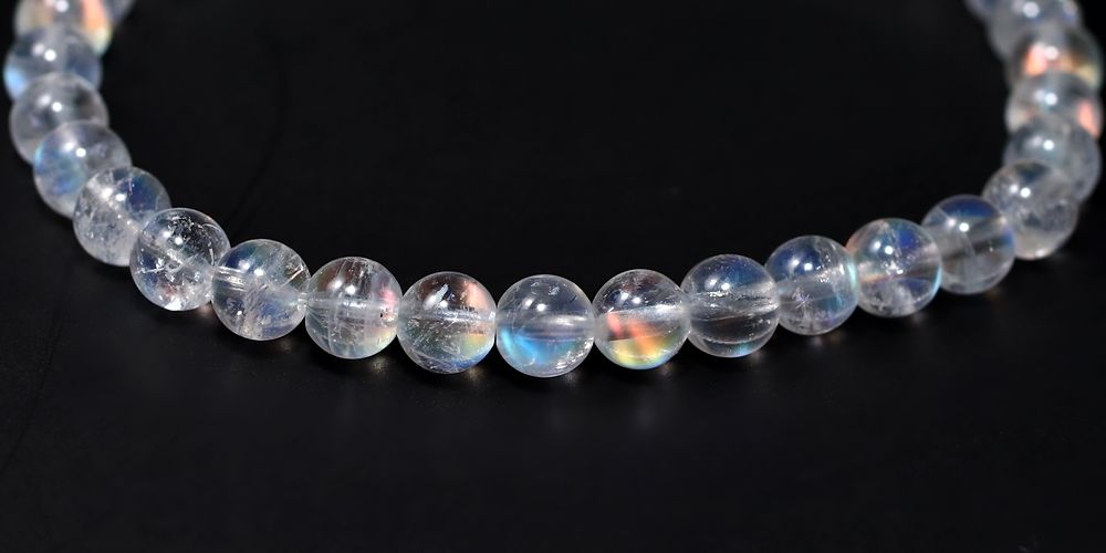 高品質++]別鉱床マダガスカル産ホワイトラブラドライトブレスレット