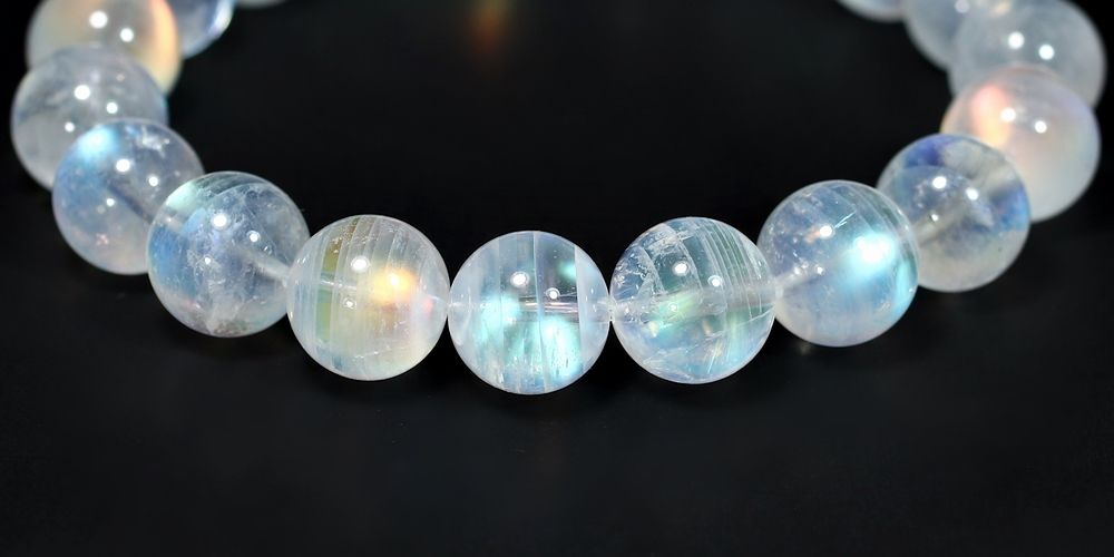 トップクォリティ]別鉱床マダガスカル産ホワイトラブラドライト