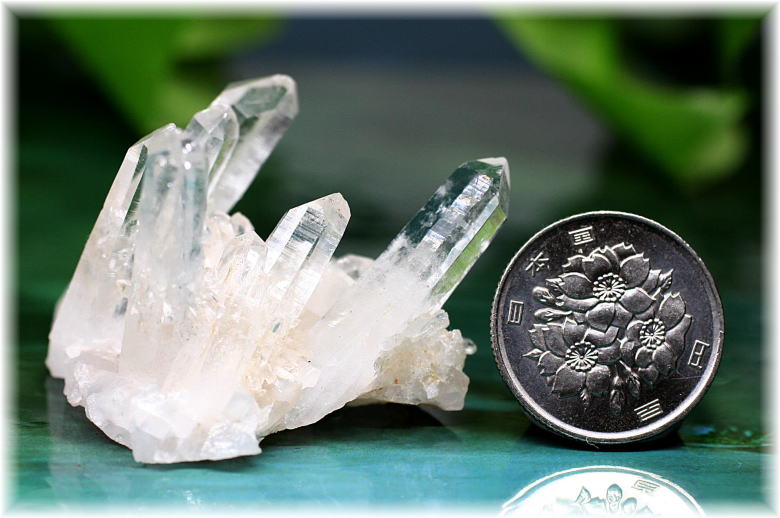 カンチェンジュンガ産]ヒマラヤ水晶クラスター/原石 - 埼玉県吉川市の