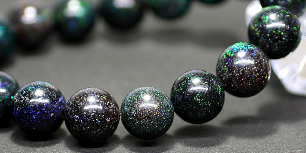 高品質++]ブラックマトリックスオパールブレスレット（約12mm玉