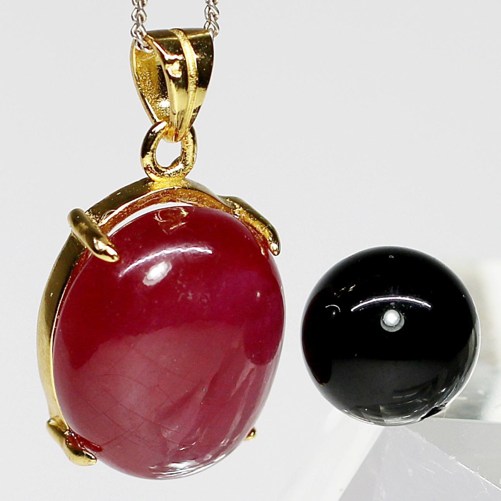 トップクォリティ] 宝石質ルビーペンダントトップ（シルバー925/18kGP