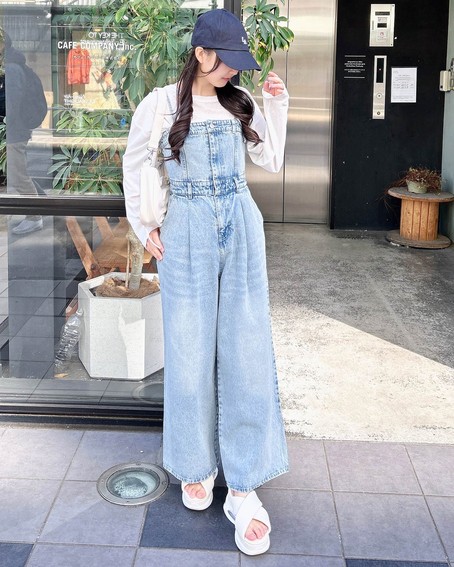 3／11 2時までの限定価格】【S～Mサイズ】デニムサロペット｜INGNI