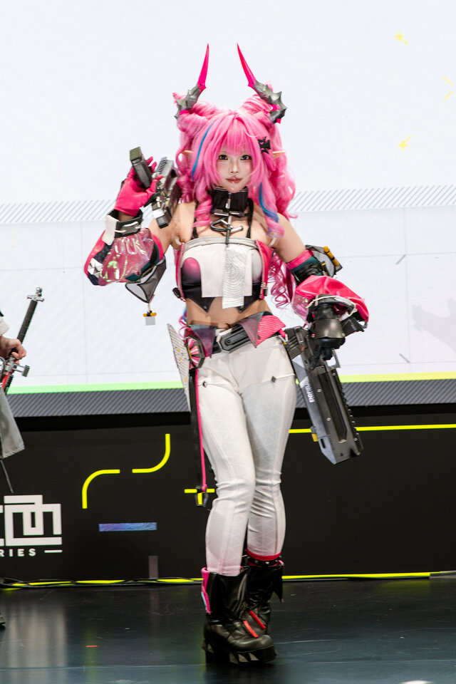 コスプレ】リリースが待ち遠しい『アークナイツ:エンドフィールド』の