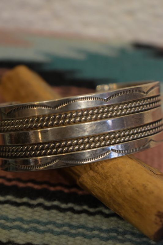 Indian Jewelry Navajo silver bangle