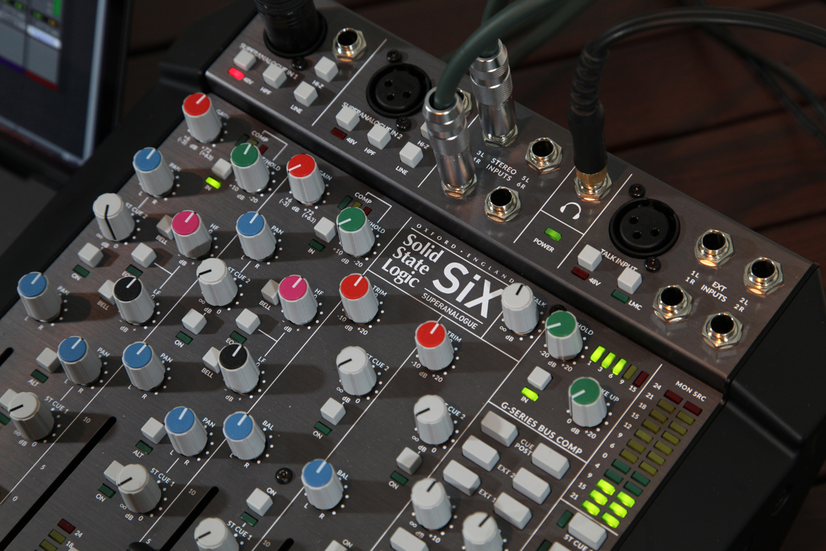 Solid State Logic】机上に、伝説。あのSSLより、完璧なデスクトップ