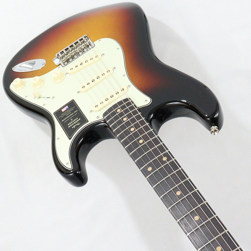 Fender USA American Vintage II 1961 Stratocaster (3-Color Sunburst