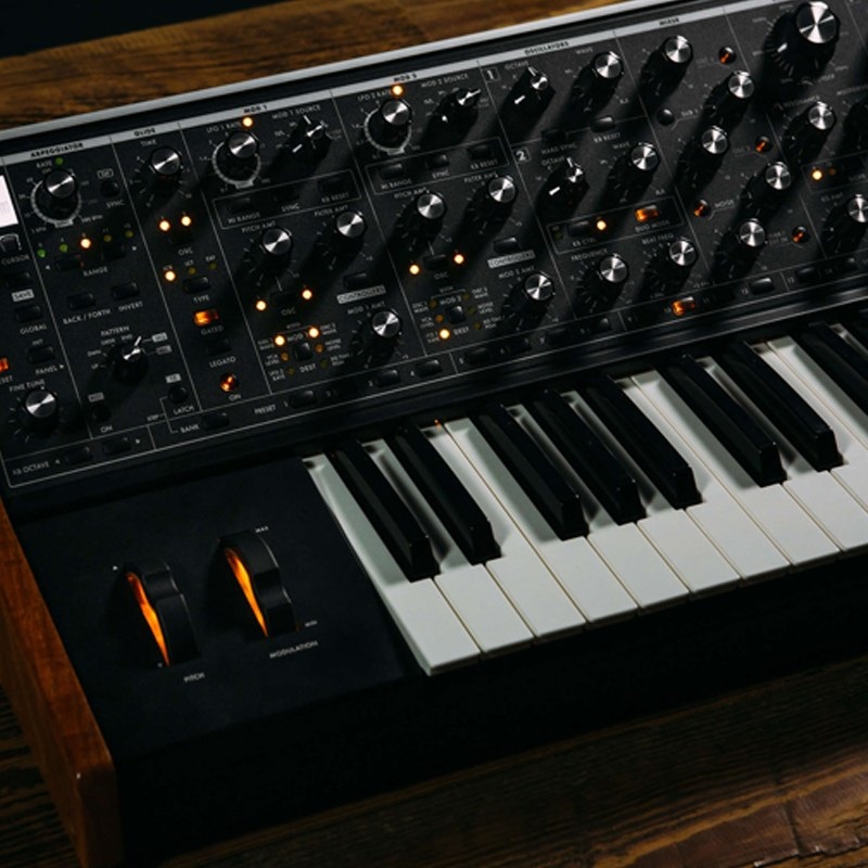 moog Subsequent37 モーグ アナログシンセサイザー 37鍵盤 サブ