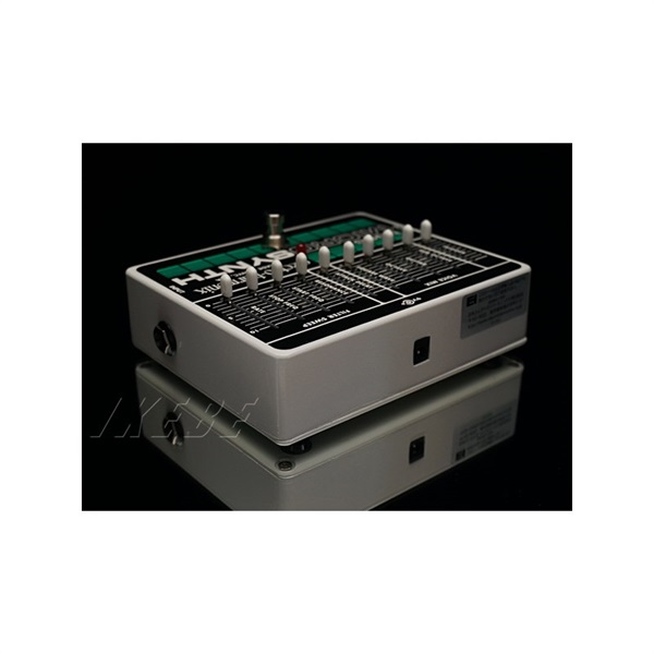 Electro Harmonix 【入荷待ち、ご予約受付中】 Bass Micro Synth