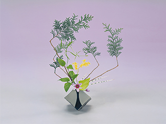 自由花（じゆうか） | いけばなの根源 華道家元池坊