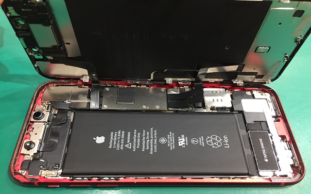 iPhone11液晶表示不良！交換修理事例のご紹介！ | iPhone修理アイサポ