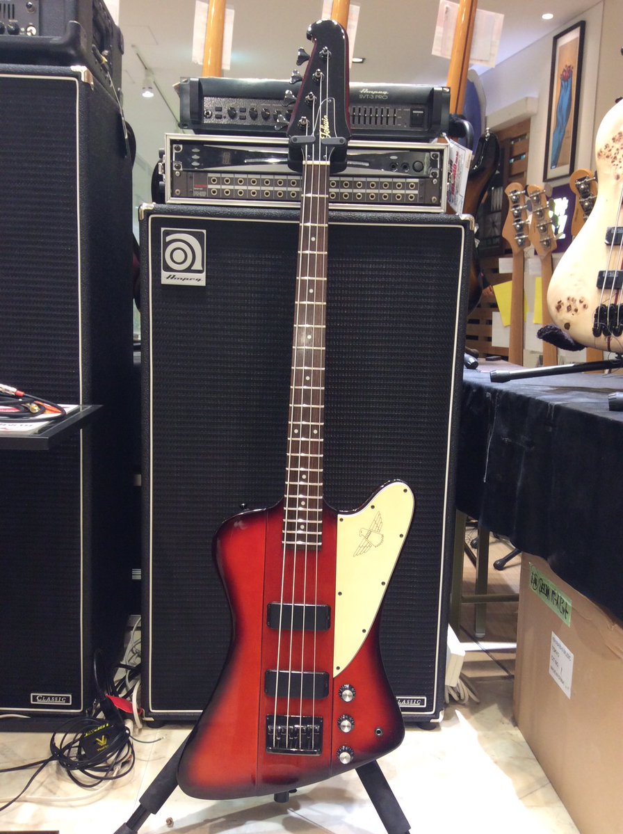 火の鳥ならぬ雷の鳥…といったところでしょうか。 | イシバシ楽器