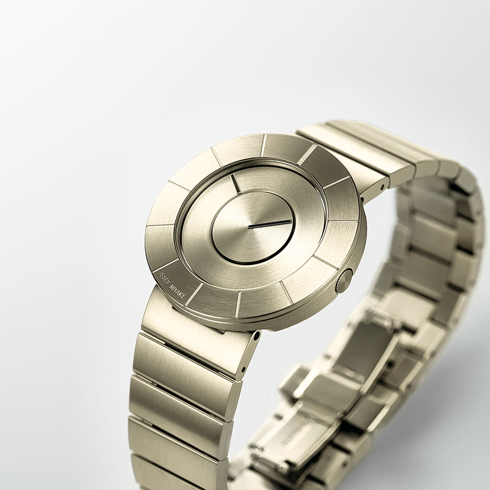 TO | ISSEY MIYAKE WATCH