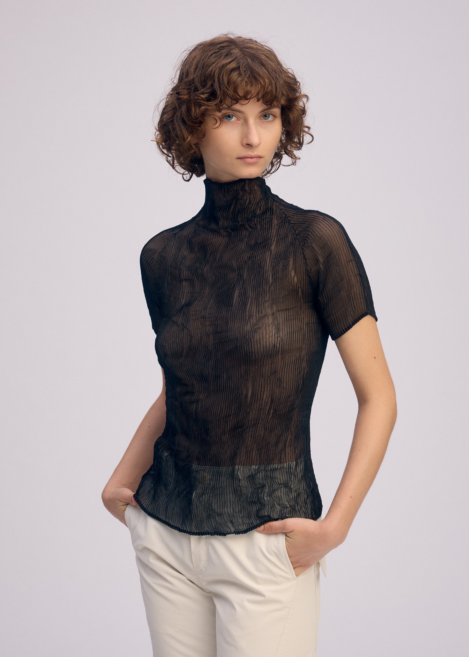 CHIFFON TWIST BK/WT-66 – isseymiyake.com