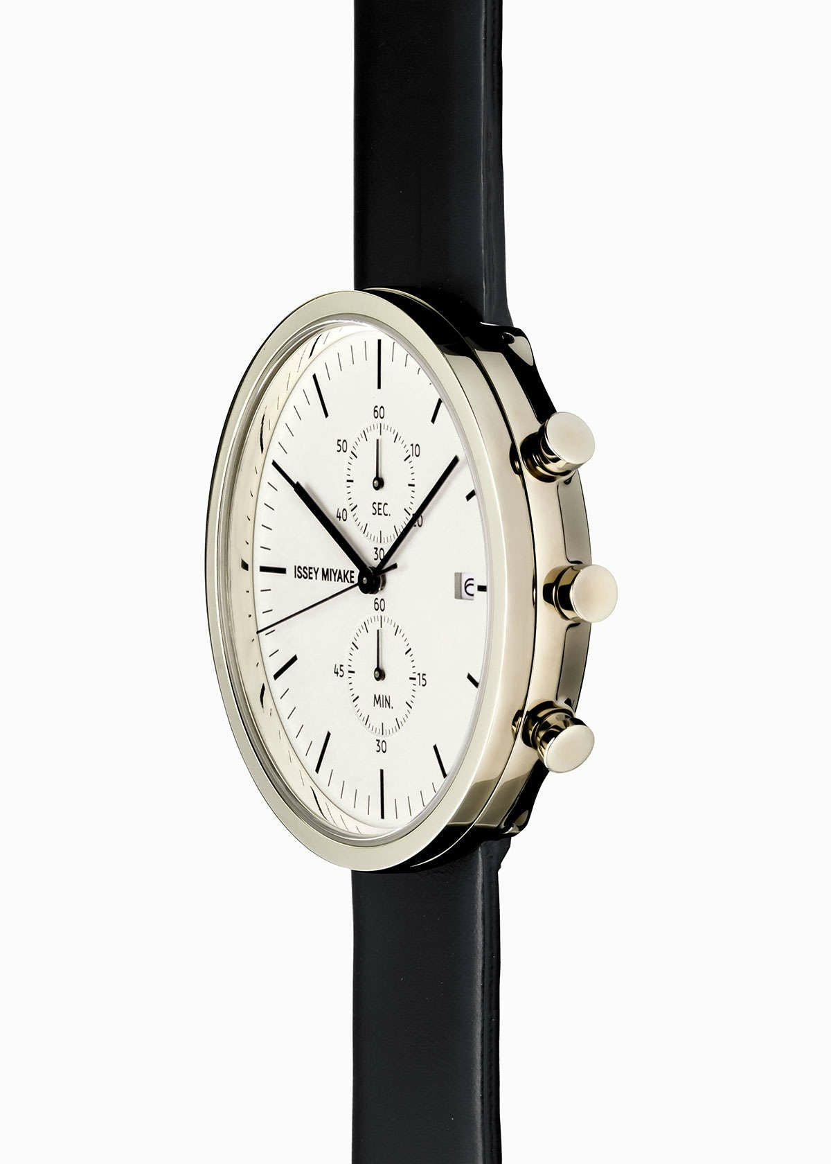 ELLIPSE Designed by Naoto Fukasawa – isseymiyake.com