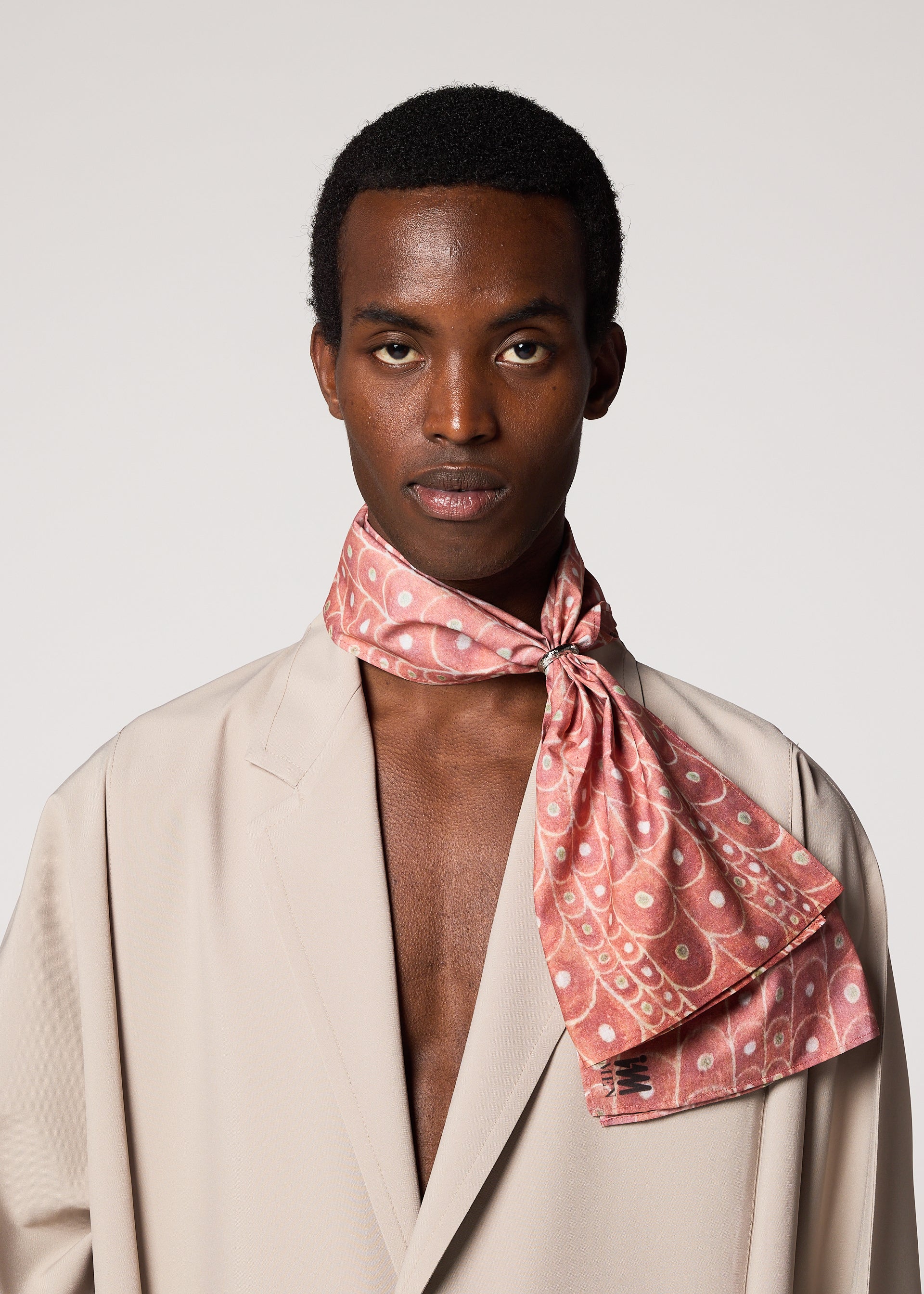 アクセサリー＆その他／ストール – isseymiyake.com