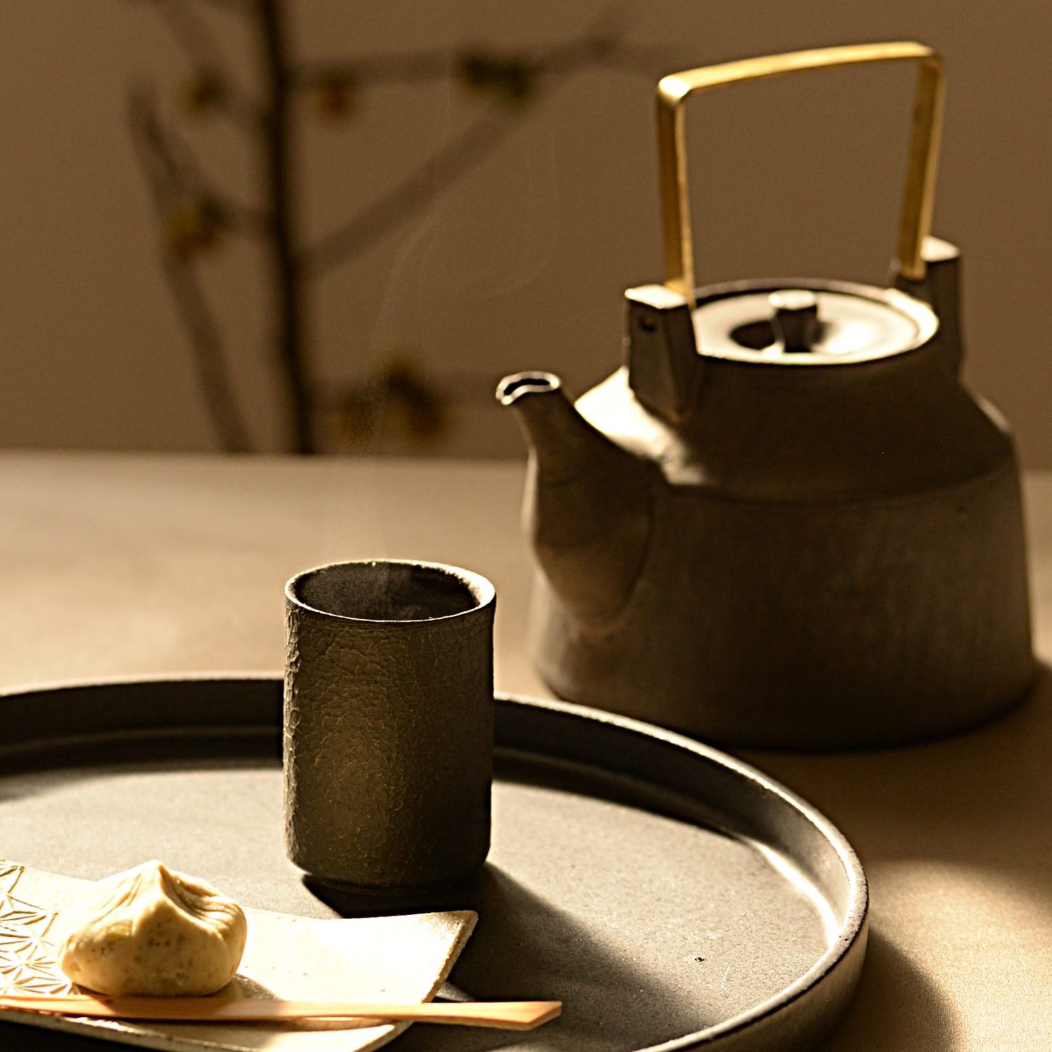 橋本忍｜赤鋼 耐熱土瓶｜作家もの和食器通販”IVORY