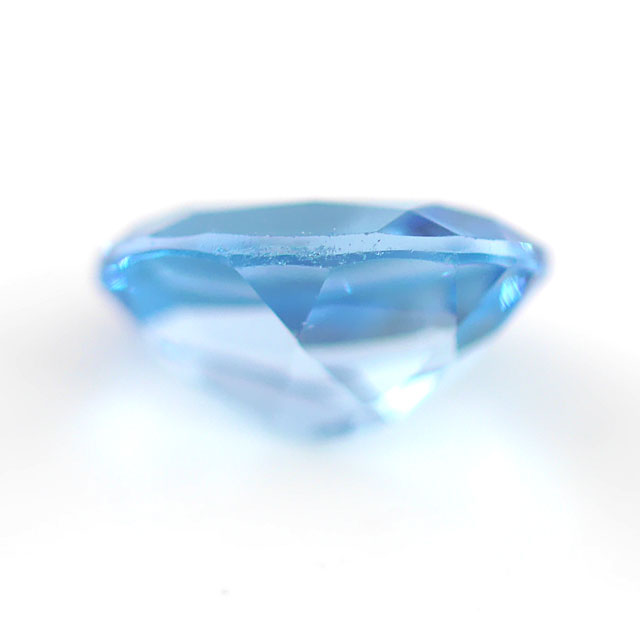 ブルートパーズ ルース(裸石) 1.44ct, オーバル(楕円形) 【11月19日の