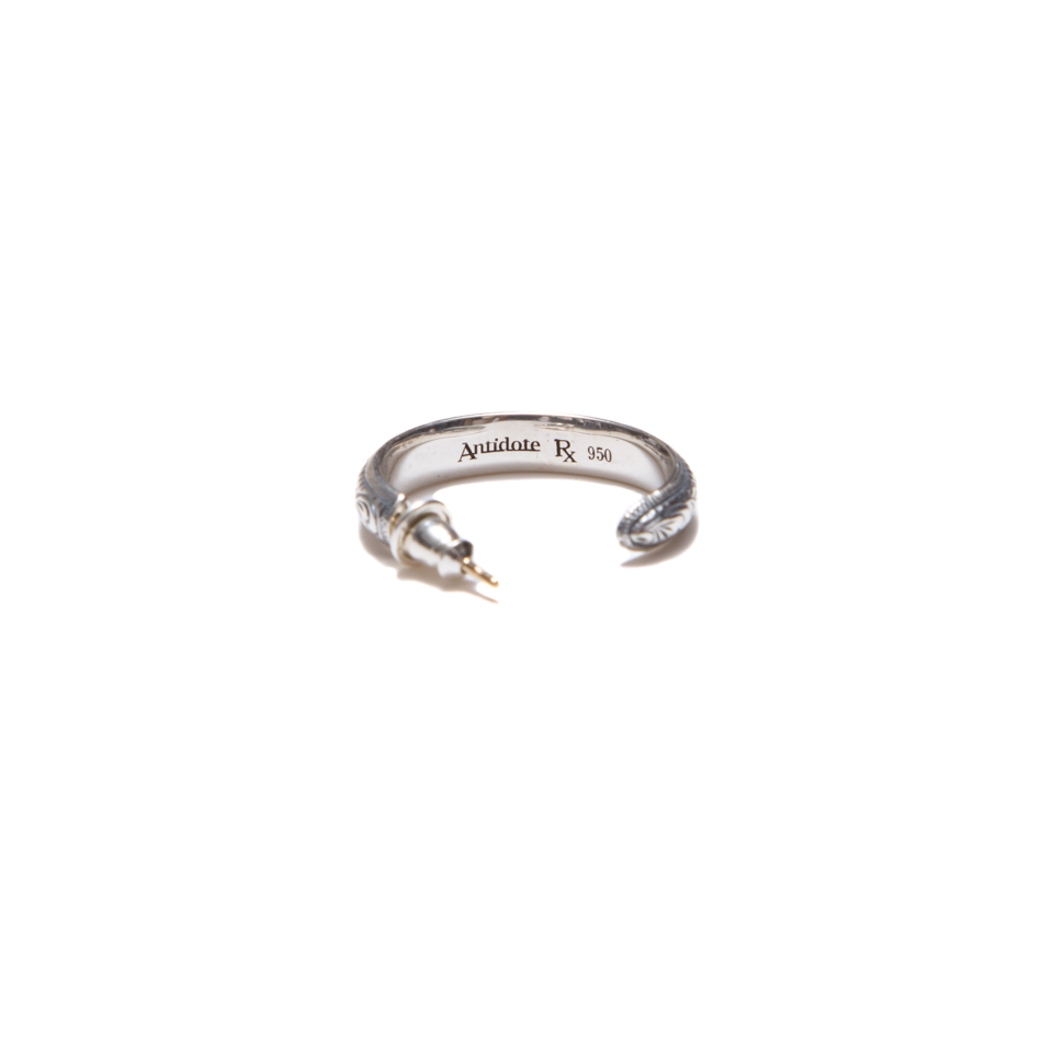 ANTIDOTE BUYERS CLUB/Engraved Hoop Earring（Single）（Silver） - JONAS