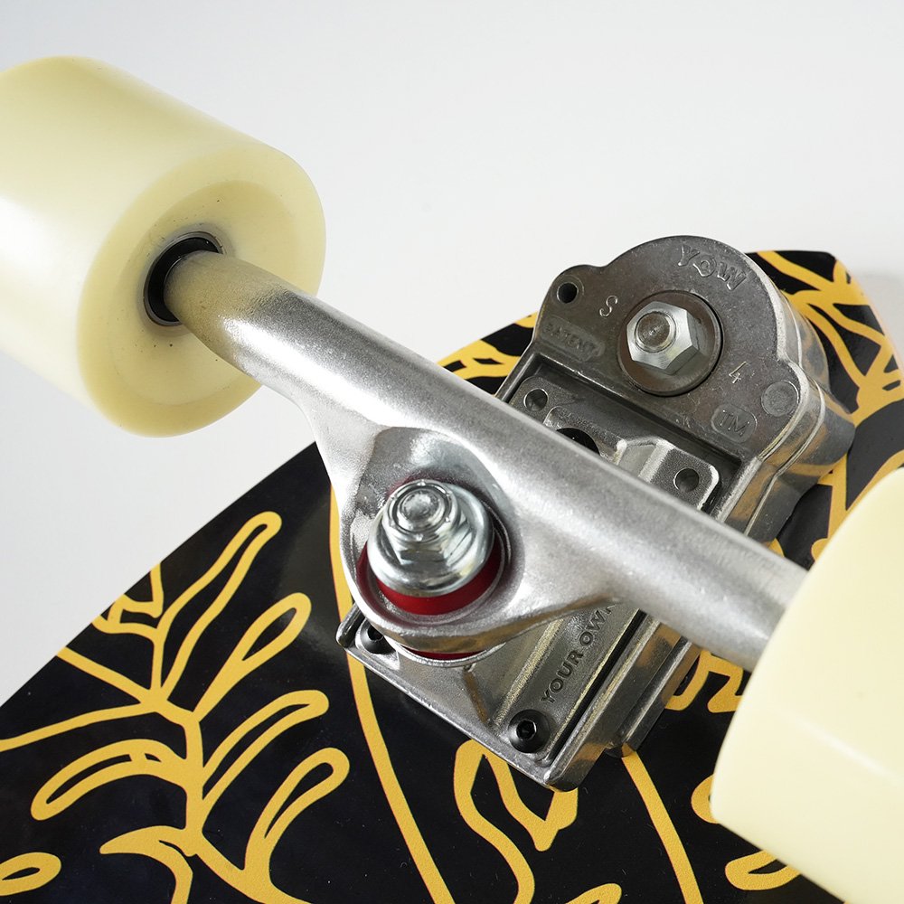 YOW SURFSKATE ( ヤウサーフスケート ) yow system V4 トラック入荷