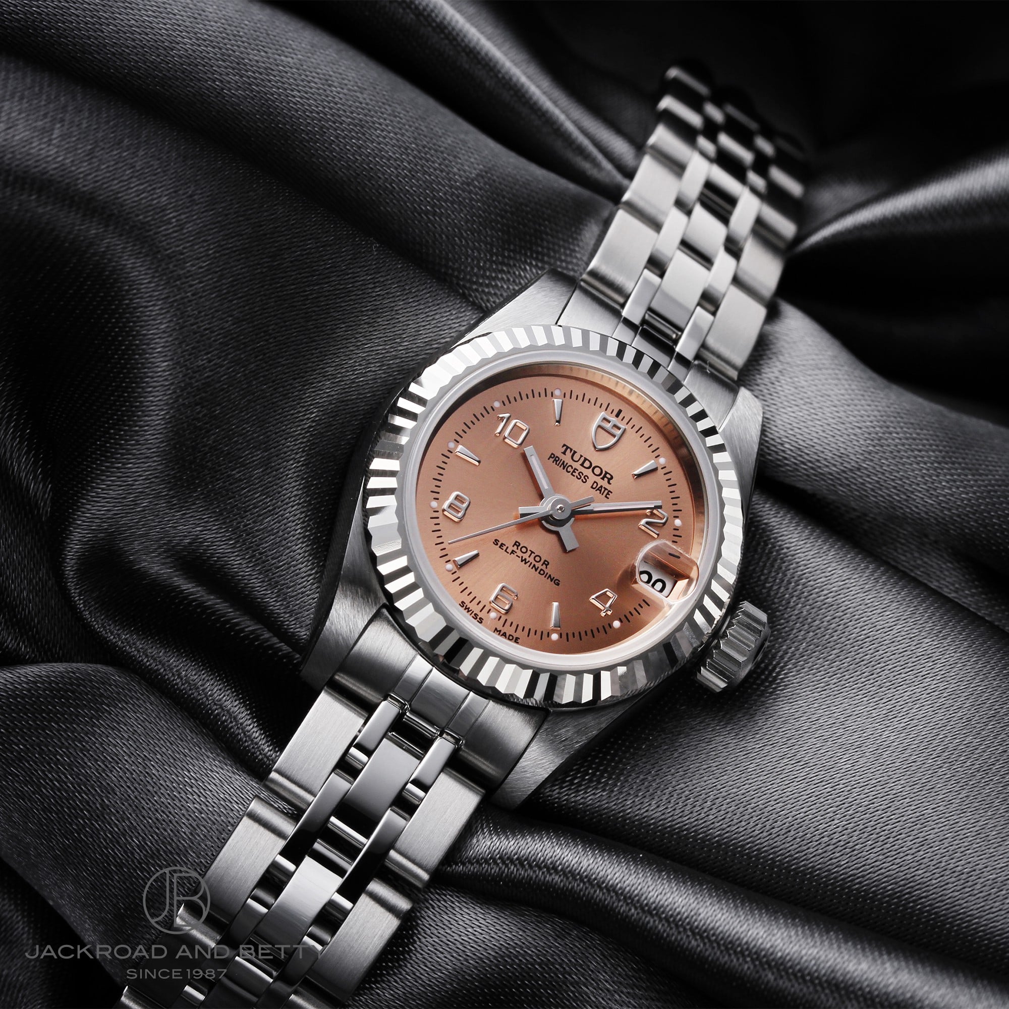 プリンセスデイト[92514] Princess Date | チューダー(チュードル