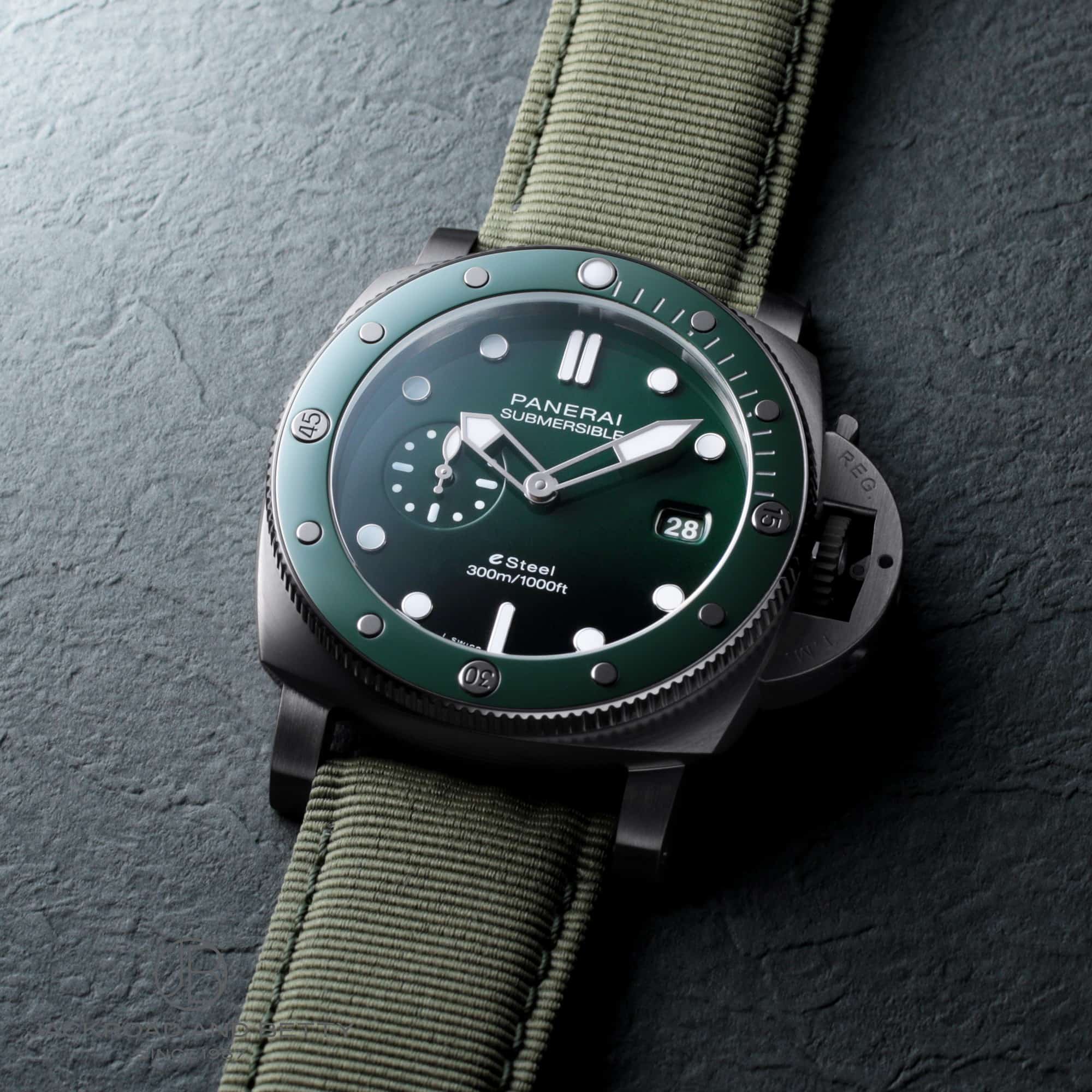 サブマーシブル クアランタ クアトロ[PAM01287] Submersible