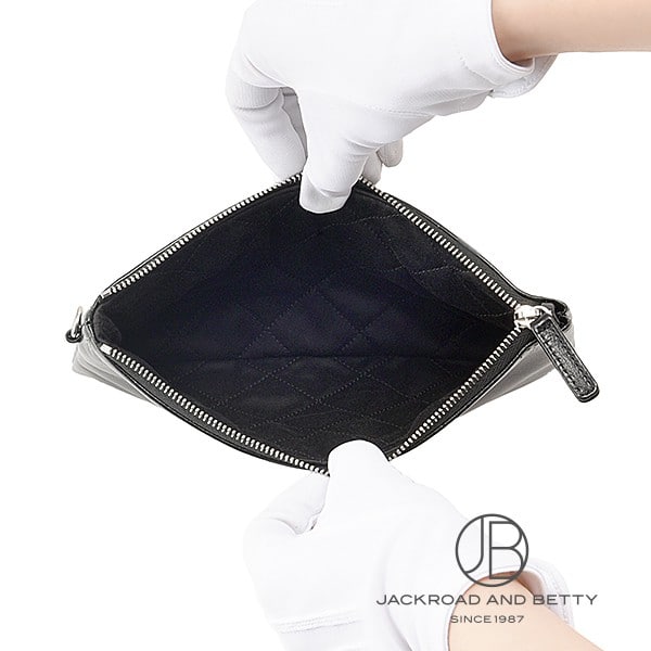 CHANEL 22 ラージ ハンドバッグ ブラック 黒[AS3262 B19057 94305