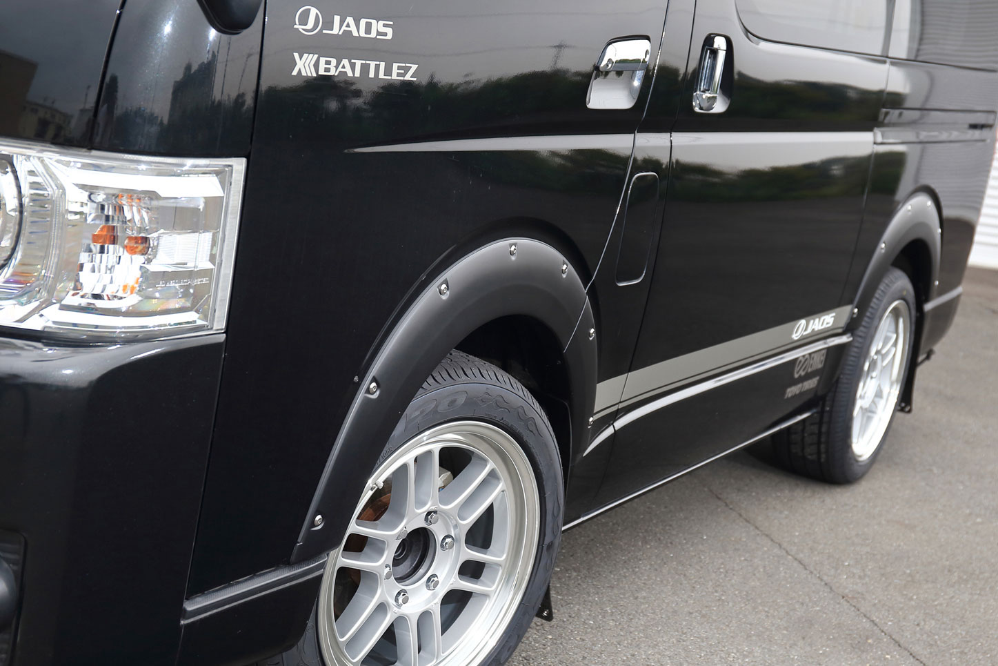 JAOS フェンダーガーニッシュ type-X ハイエース 200系｜株式会社