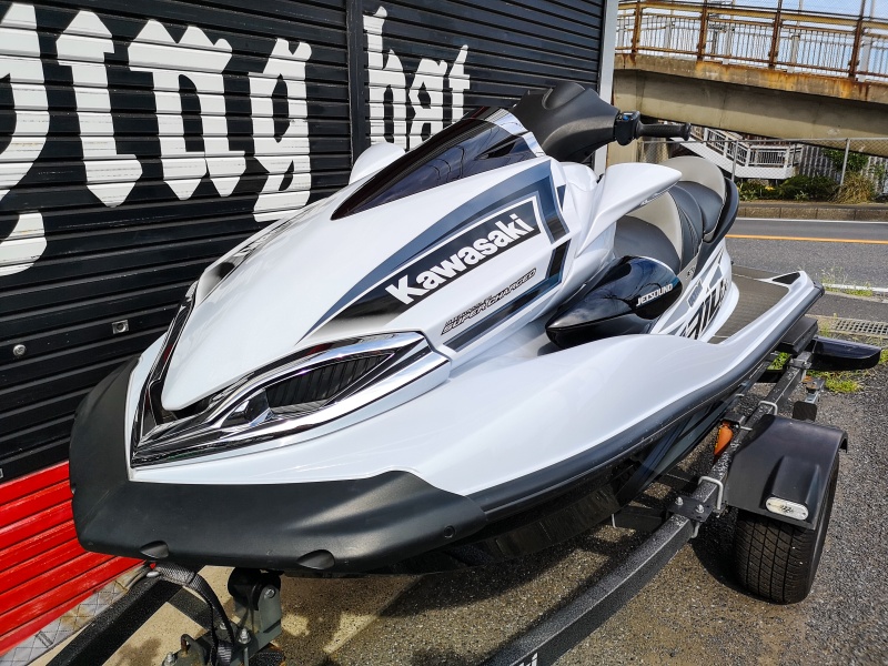 カワサキ ULTRA-310 LX オーディオ付きの最上級グレード 中古艇・新艇