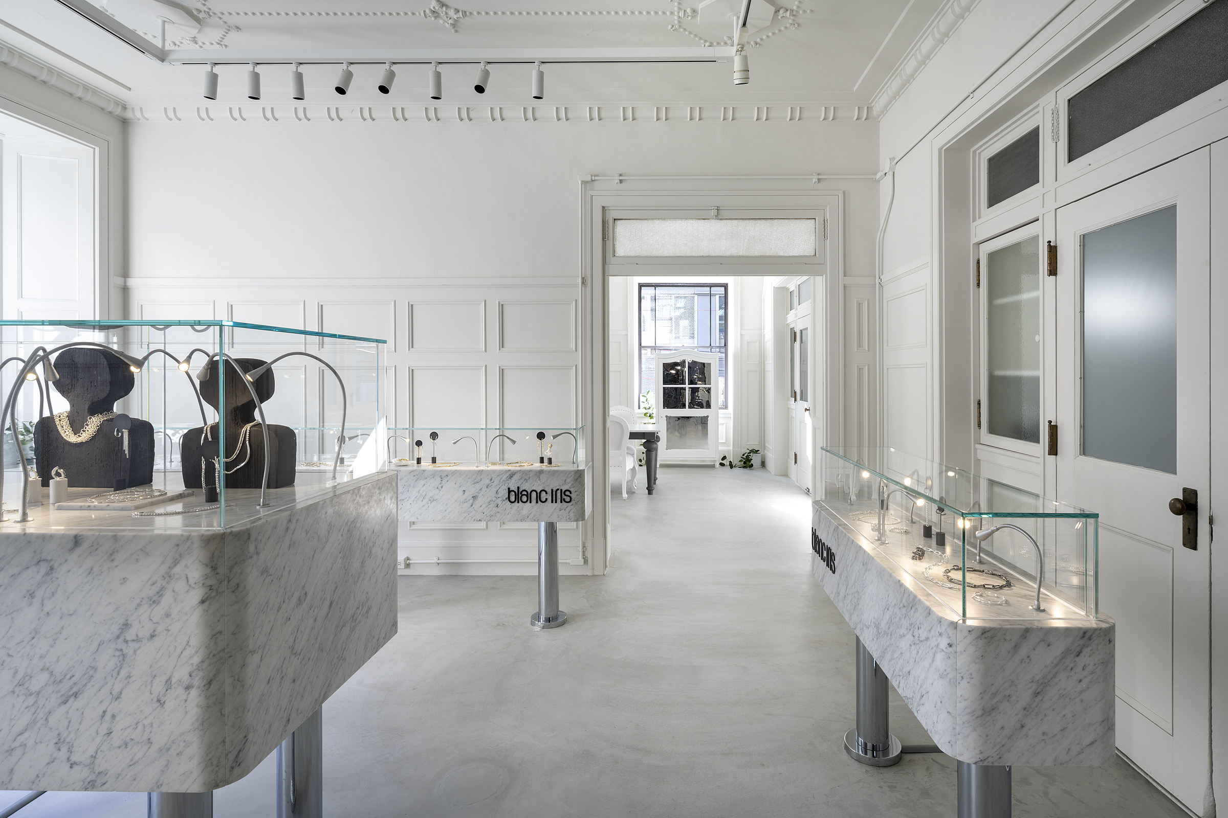 BLANC IRIS (ブランイリス)が大阪農林会館ビルに出店 – 心斎橋 12月10