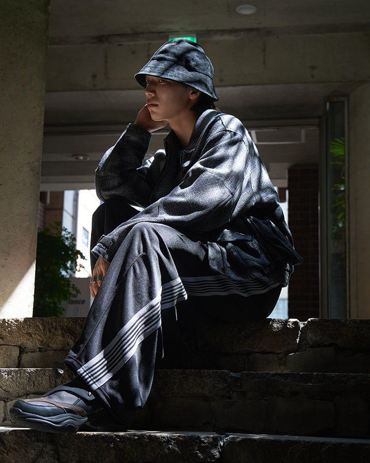 NEEDLES(ニードルズ) 2024年秋冬別注ヒザデルトラックパンツを7/19より