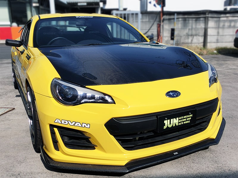 JUN AUTO - 製品情報 : 86/BRZ用カーボンボンネット新発売