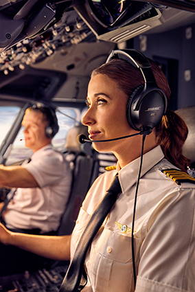 BOSE、約13年ぶりにパイロット向け新ヘッドセット開発 – 旅行業界