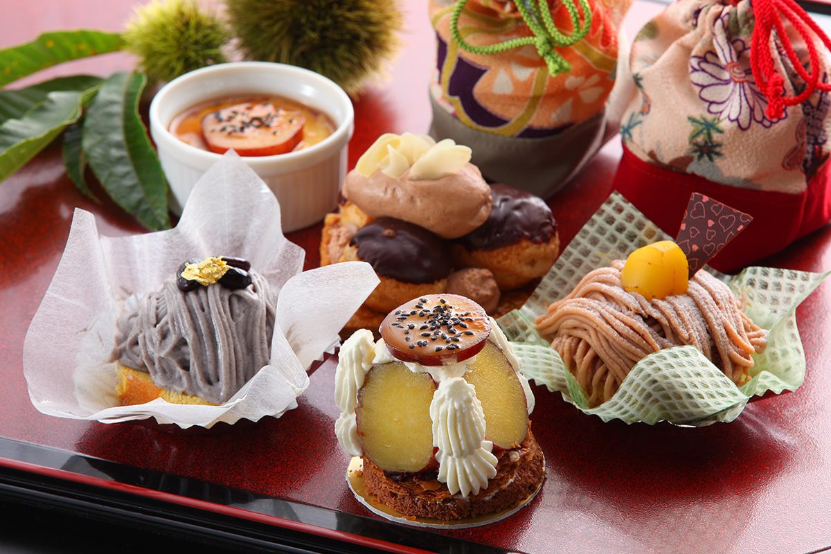 専属パティシエのオリジナルスイーツ ─ 人気のロールケーキ