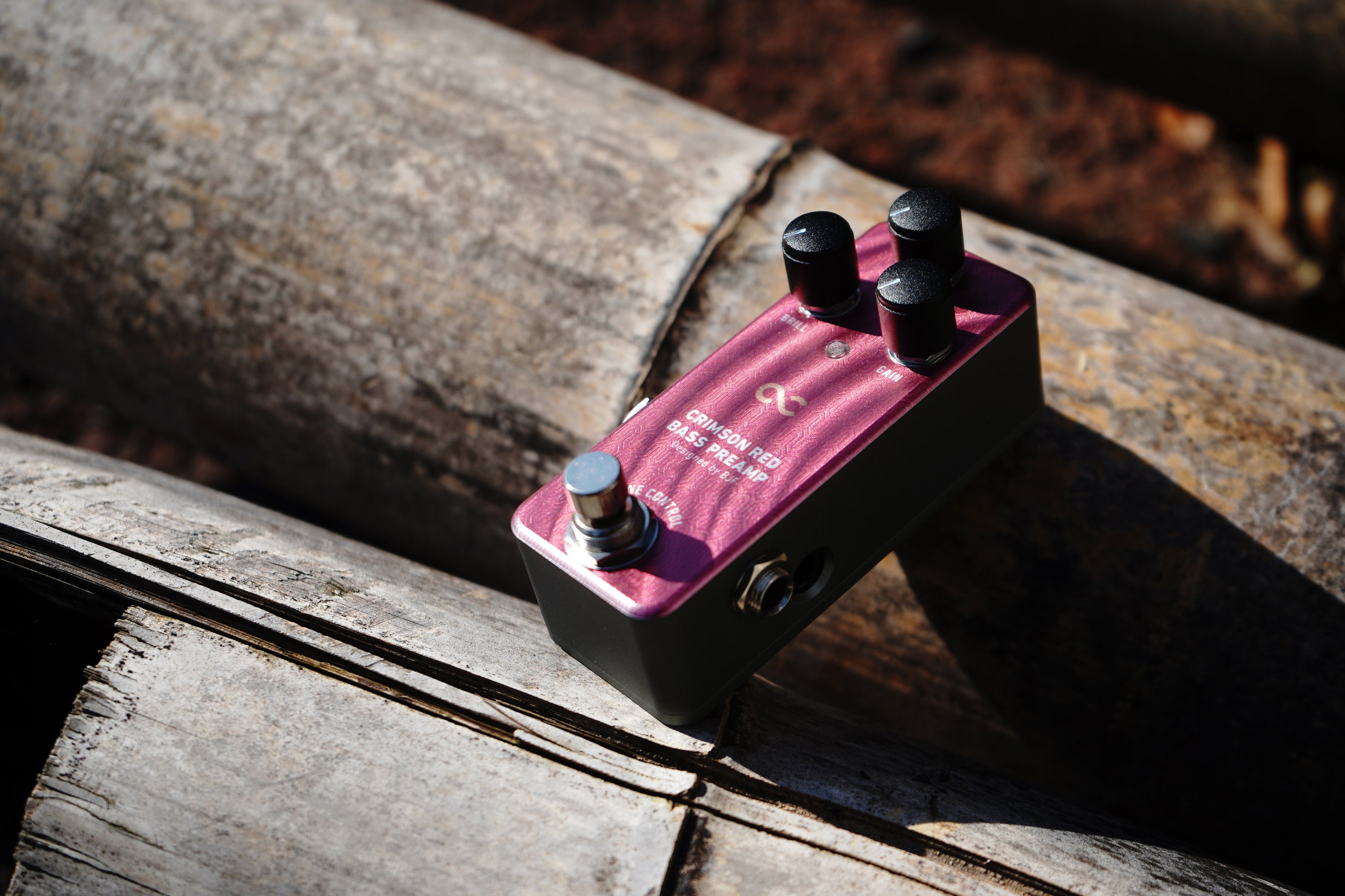 3/9 16:00まで10％OFF!】One Control CRIMSON RED BASS PREAMP